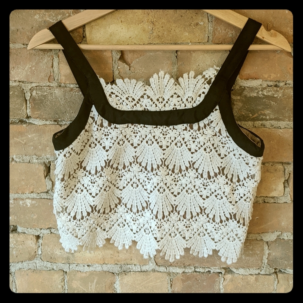 Hanyatianshi Crop Top